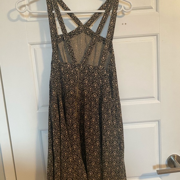 Urban Outfitters Printed Romper - Picture 2 of 3